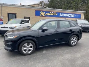 Marbles Automotive service bay ready for next customer vehicle, Penn Yan NY