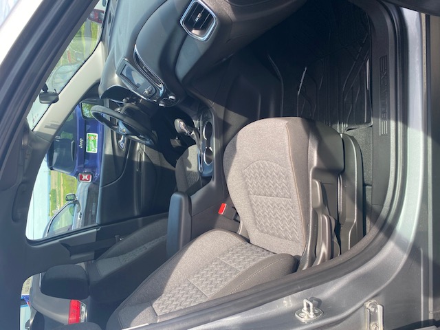 2024 Chevrolet Equinox LT - Photo 14