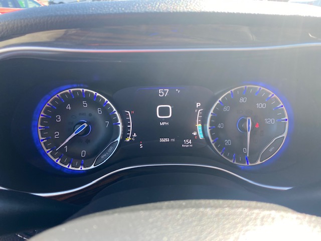 2023 Chrysler Pacifica Limited - Photo 8